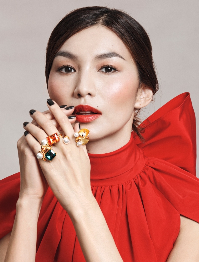 Allure April 2019 : Gemma Chan by Paola Kudacki