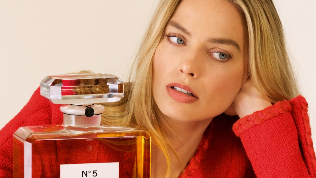 Chanel 'No.5' Fragrance 2024 : Margot Robbie by Karim Sadli