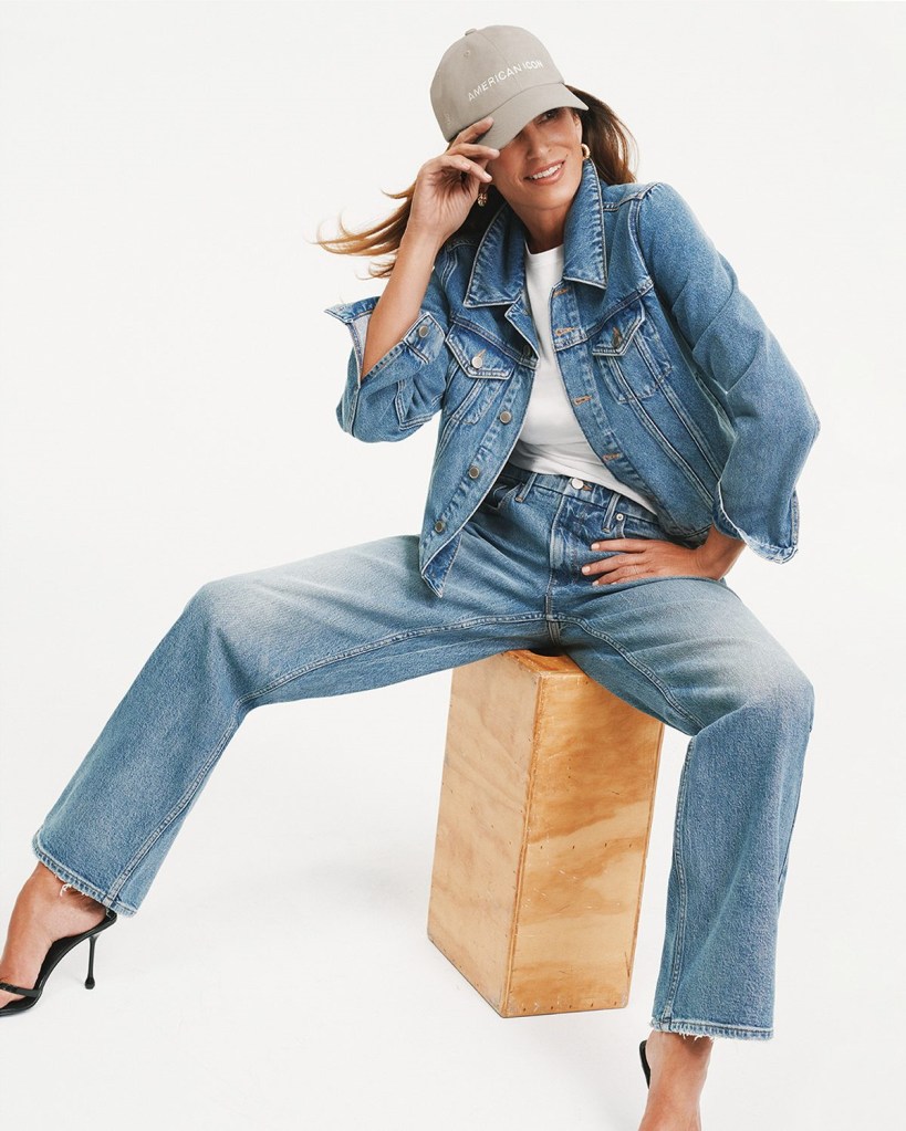 Good American F/W 2024.25 : Cindy Crawford by Cass Bird