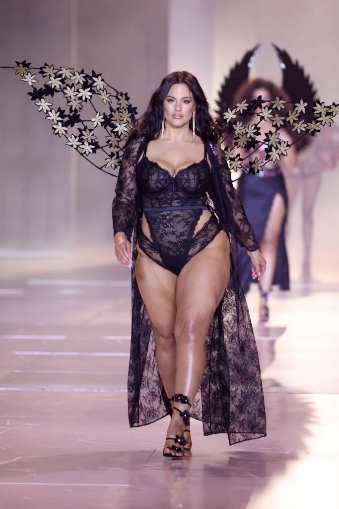 Ashley Graham Victoria's Secret Fashion Show