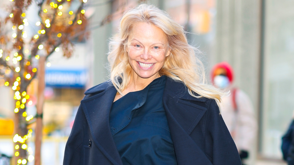 Pamela Anderson winter dressing fashion makeup-free Troy Burch