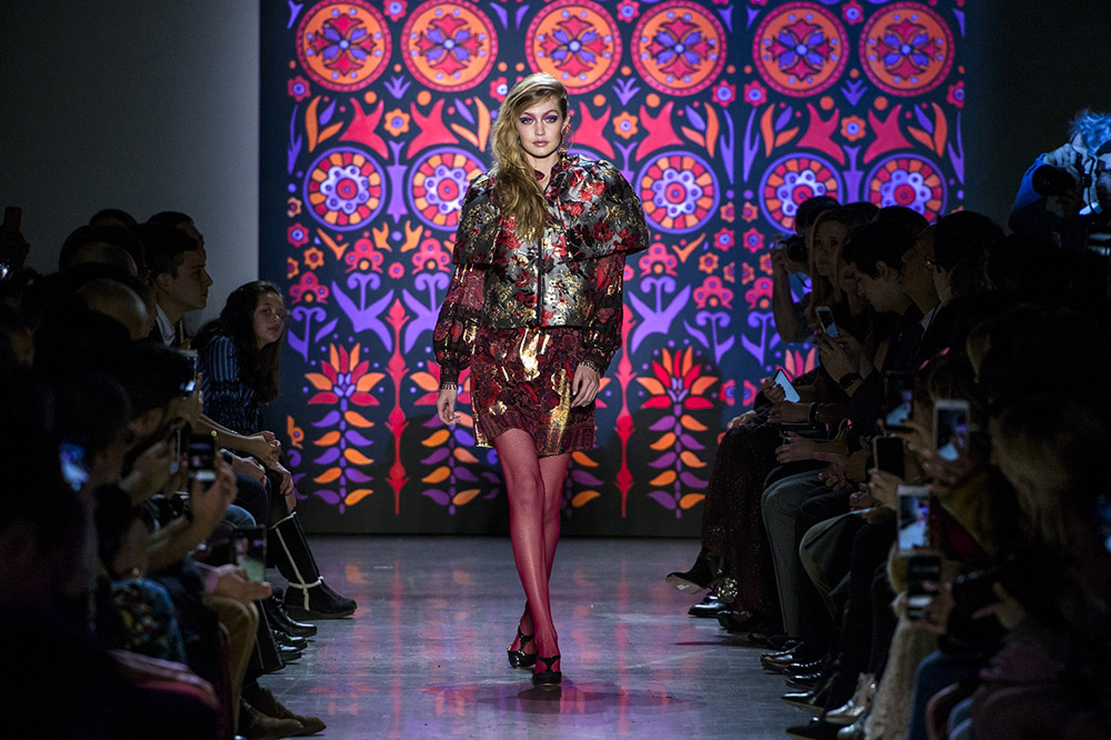 Anna Sui Fall 2018 #2