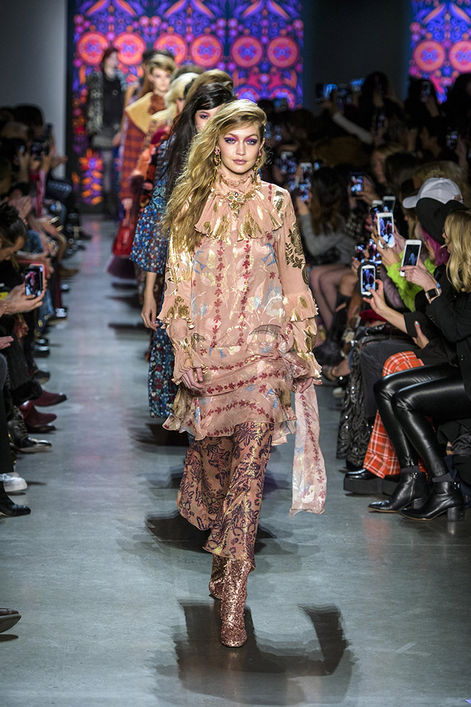 Anna Sui Fall 2018 #56