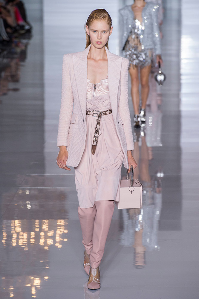 Balmain Spring 2019 #48