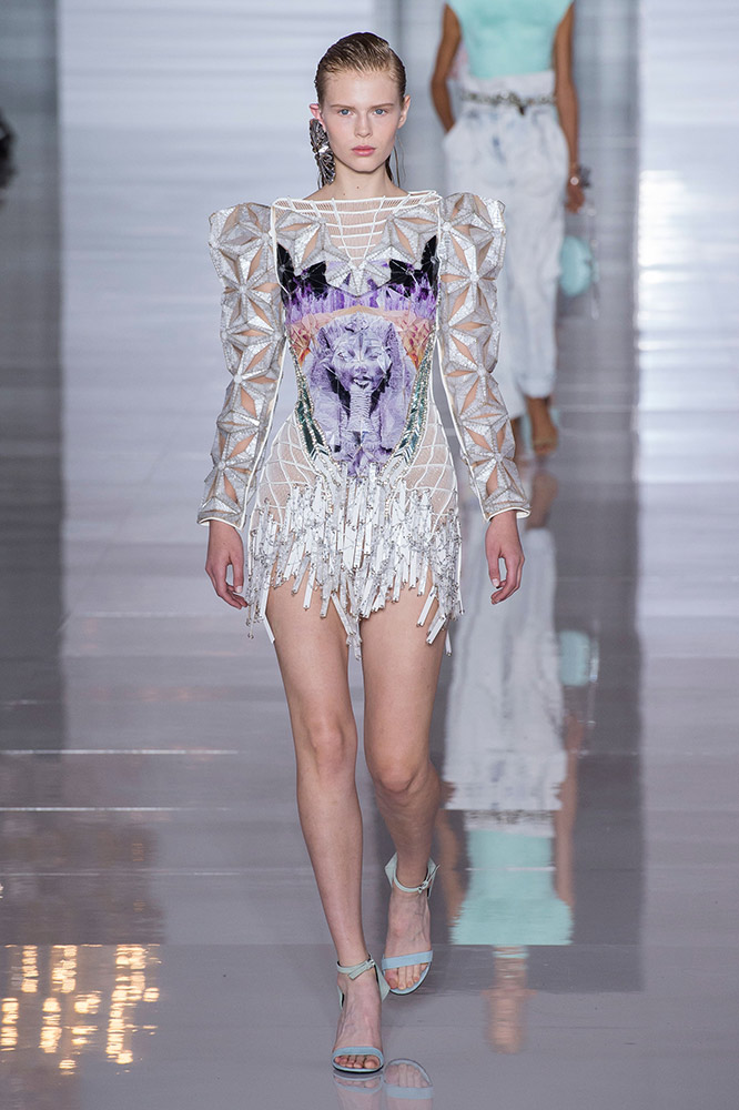 Balmain Spring 2019 #54