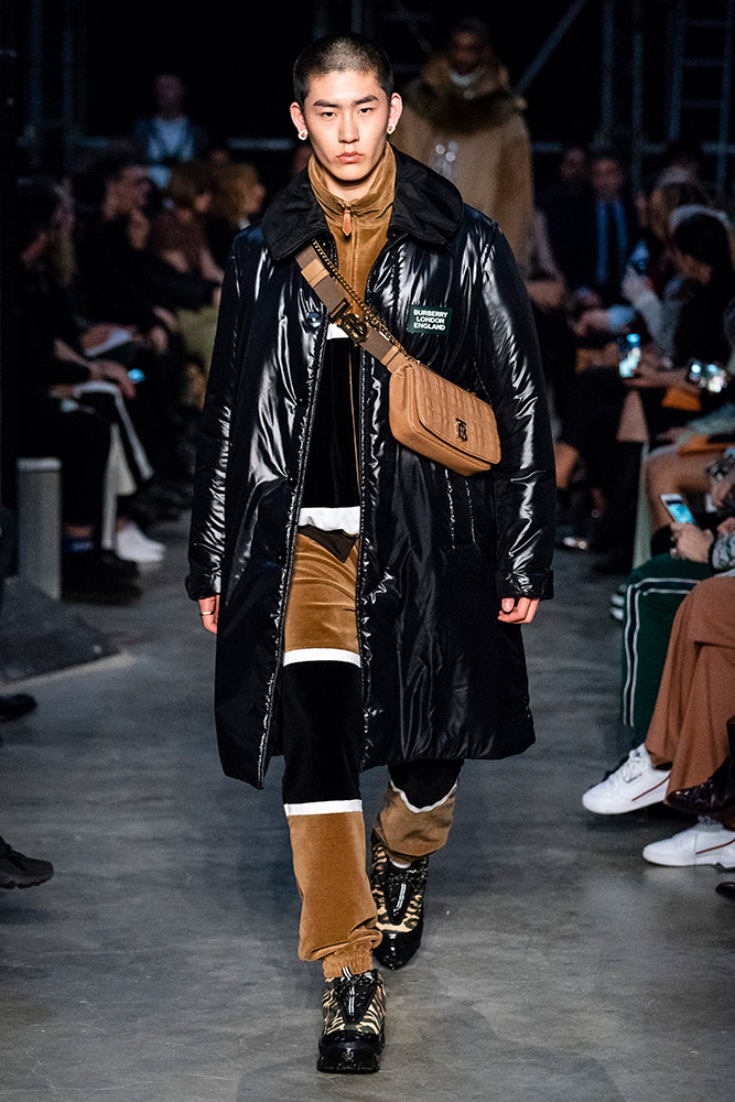 Burberry Fall 2019 #22