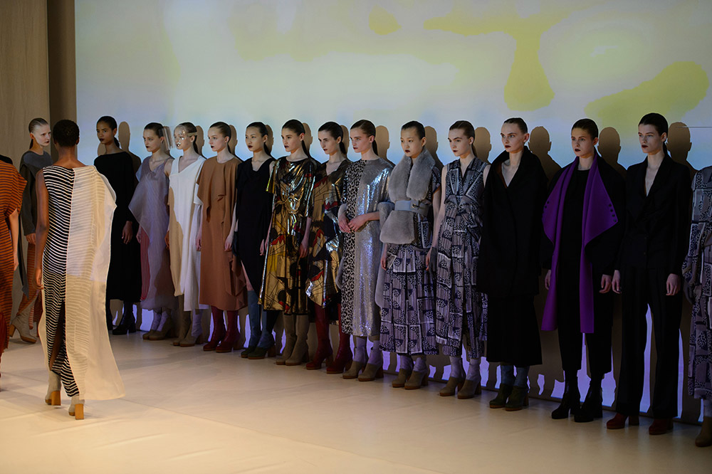 Chalayan Fall 2018 #46