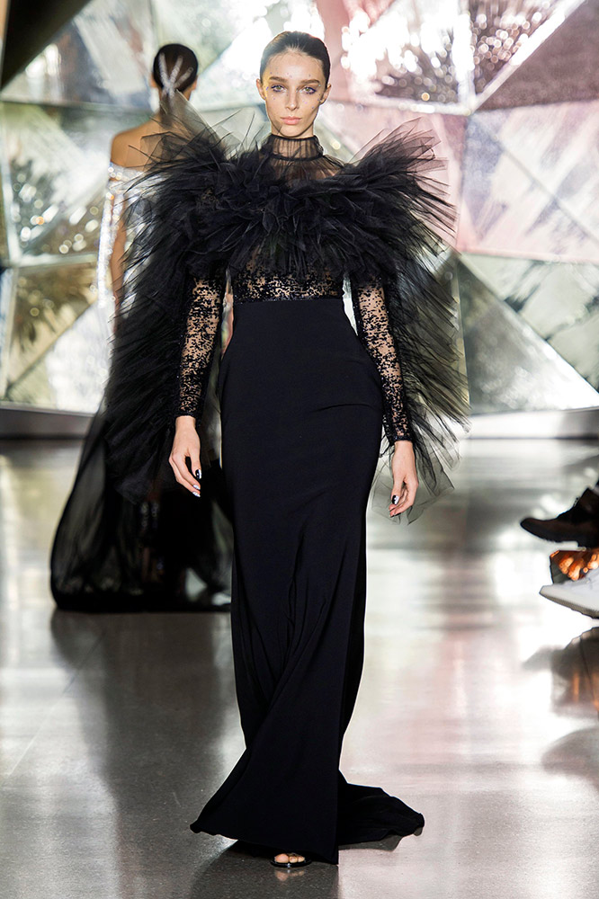 Christian Siriano Fall 2019 #55