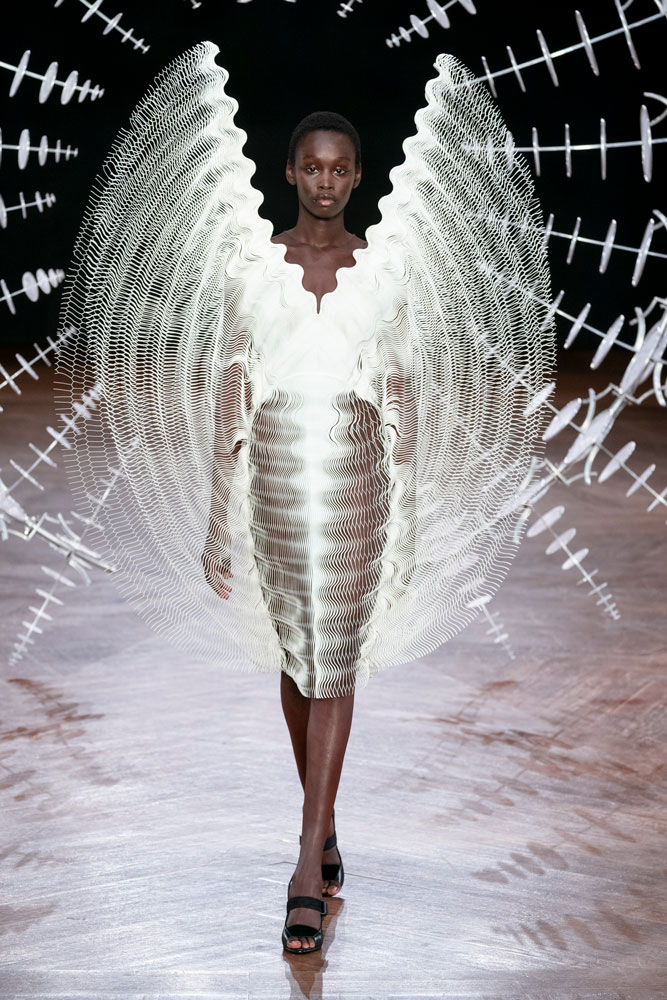 Iris van Herpen Fall 2019 Haute Couture