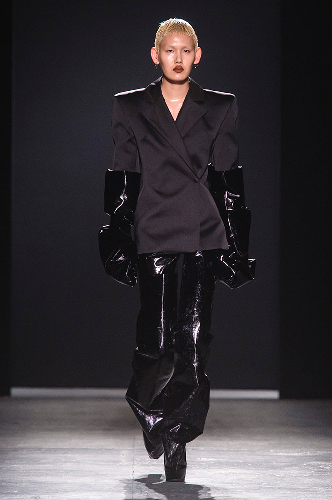 Gareth Pugh Fall 2018 #10