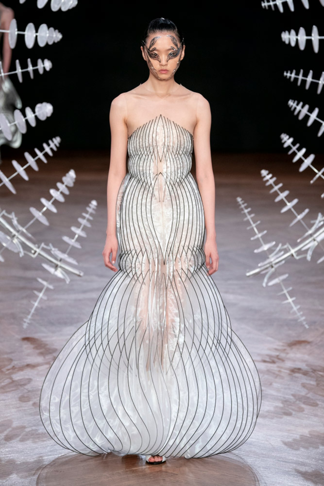 MISS: Iris van Herpen