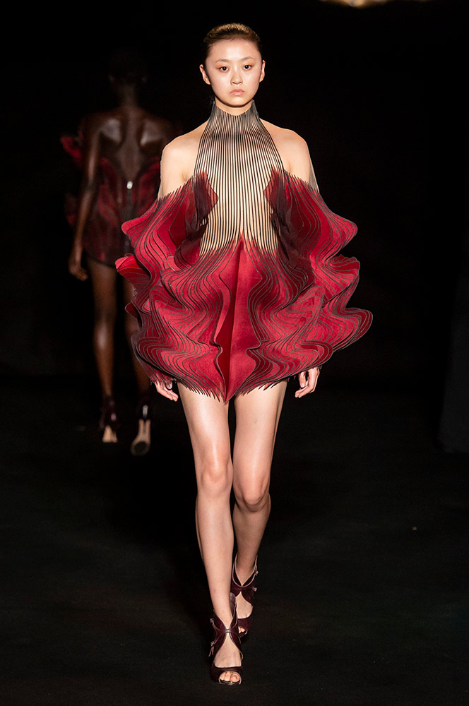 Iris Van Herpen Haute Couture Fall 2018 #11