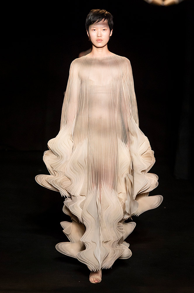 Iris Van Herpen Haute Couture Fall 2018 #14