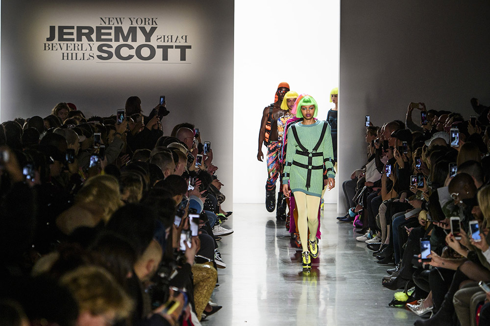 Jeremy Scott Fall 2018 #69