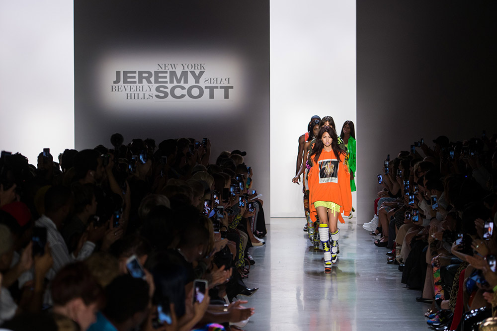 Jeremy Scott Spring 2019 #68