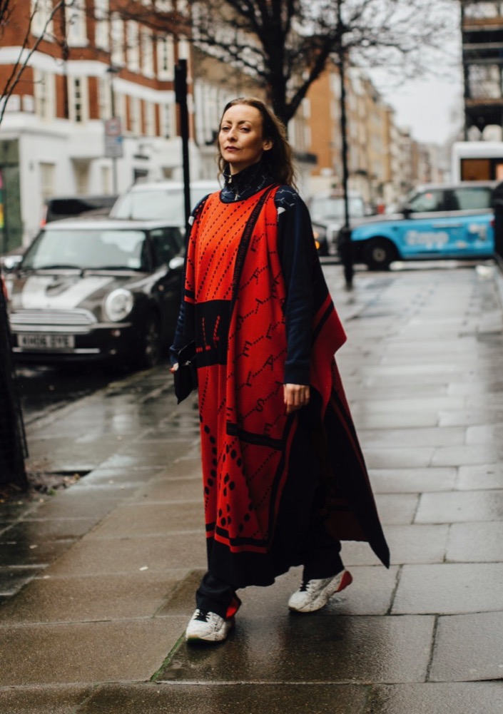 LFW Fall 2022 Street Style #29