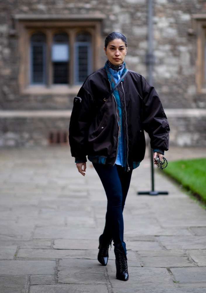 LFW Fall 2022 Street Style #52