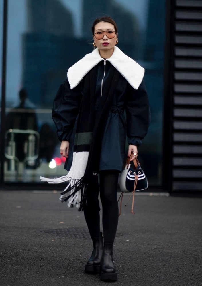 LFW Fall 2022 Street Style #12