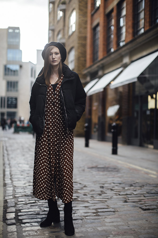 London Fashion Week Fall 2018 Street Style #82