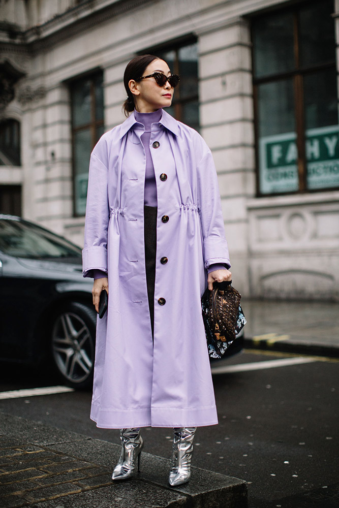 London Fashion Week Fall 2018 Street Style #21