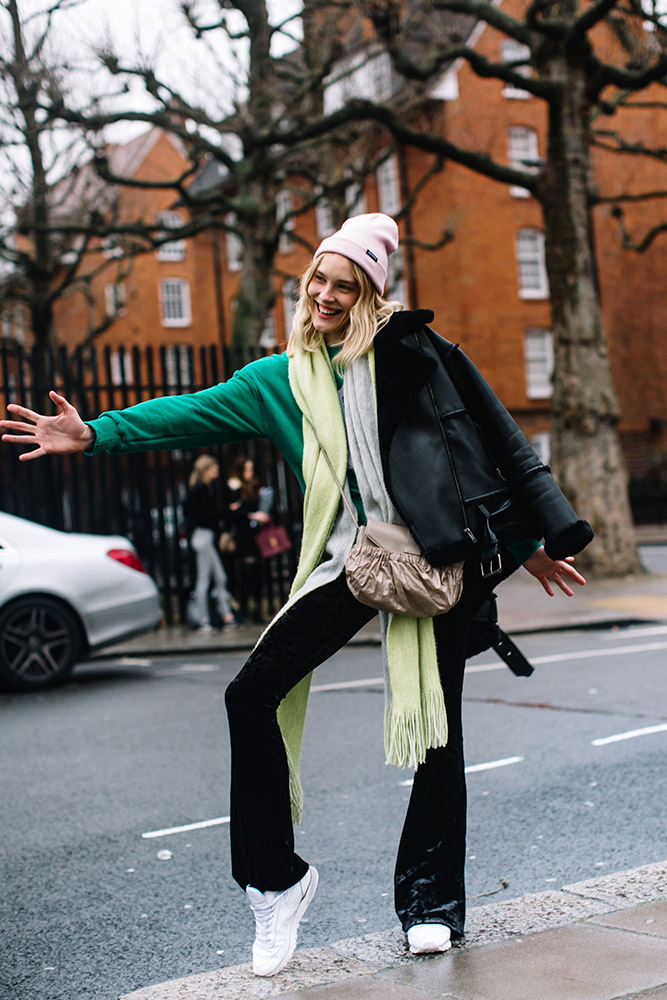 London Fashion Week Fall 2018 Street Style #7