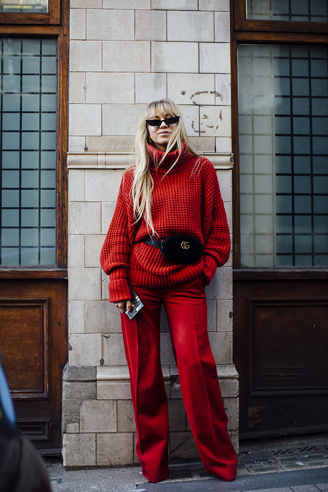 London Fashion Week Fall 2018 Street Style #47