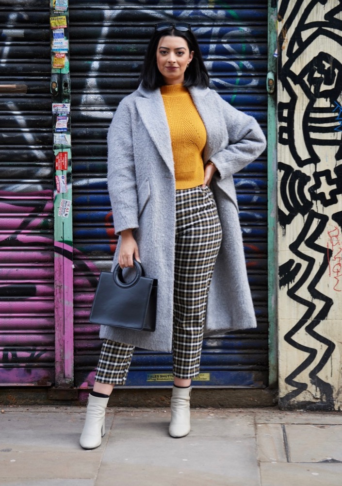 London Fashion Week Fall 2021 Street Style #12