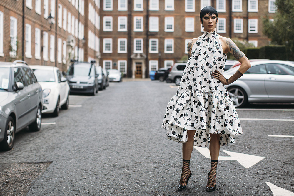 London Fashion Week Street Style Spring 2020 #17