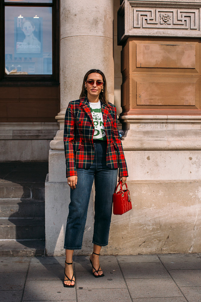 London Fashion Week Street Style Spring 2020 #63