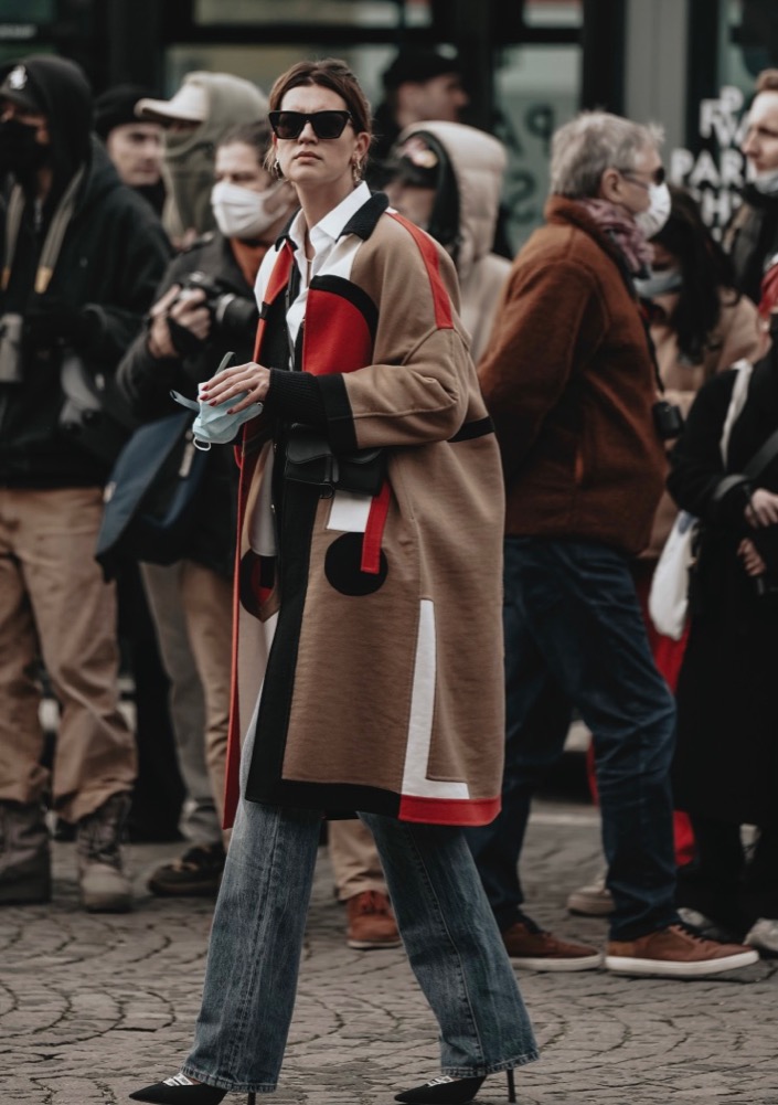 Menswear Fall 2022 Street Style #18