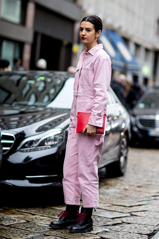 Milan Fashion Week Fall 2018 Street Style #15