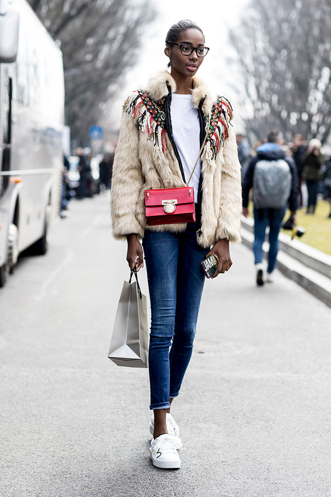 Milan Fashion Week Fall 2018 Street Style #37