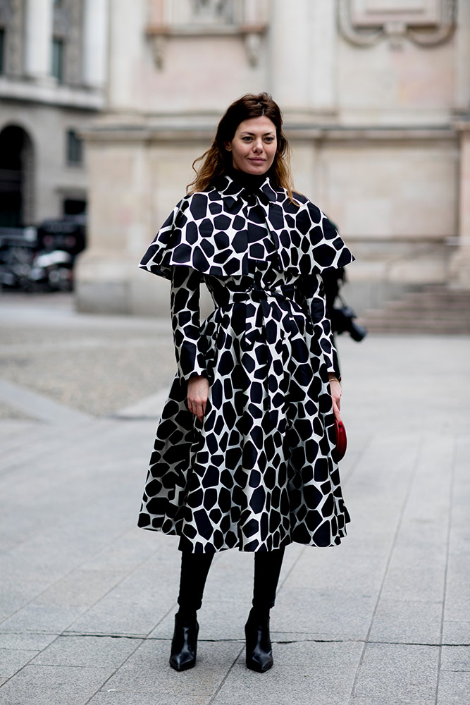 Milan Fashion Week Fall 2018 Street Style #19