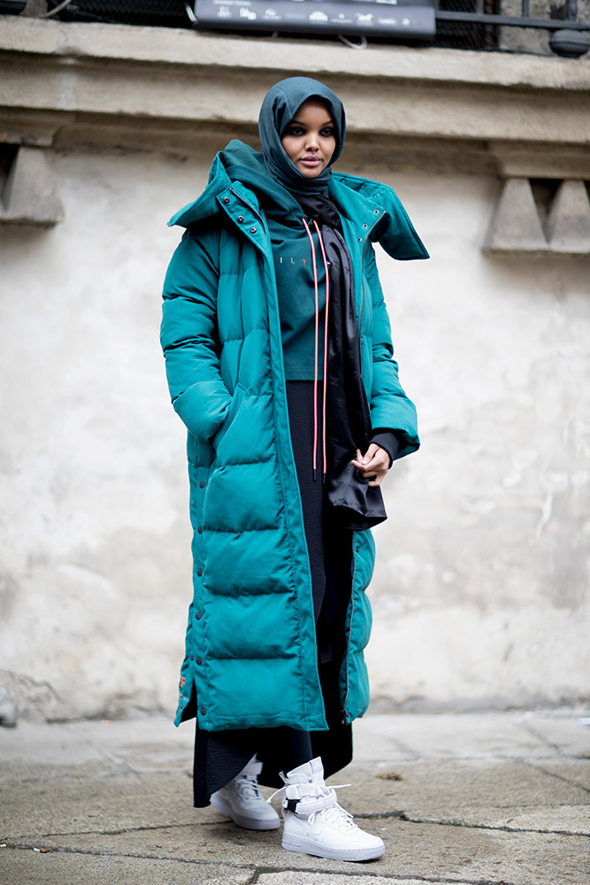 Milan Fashion Week Fall 2018 Street Style #49