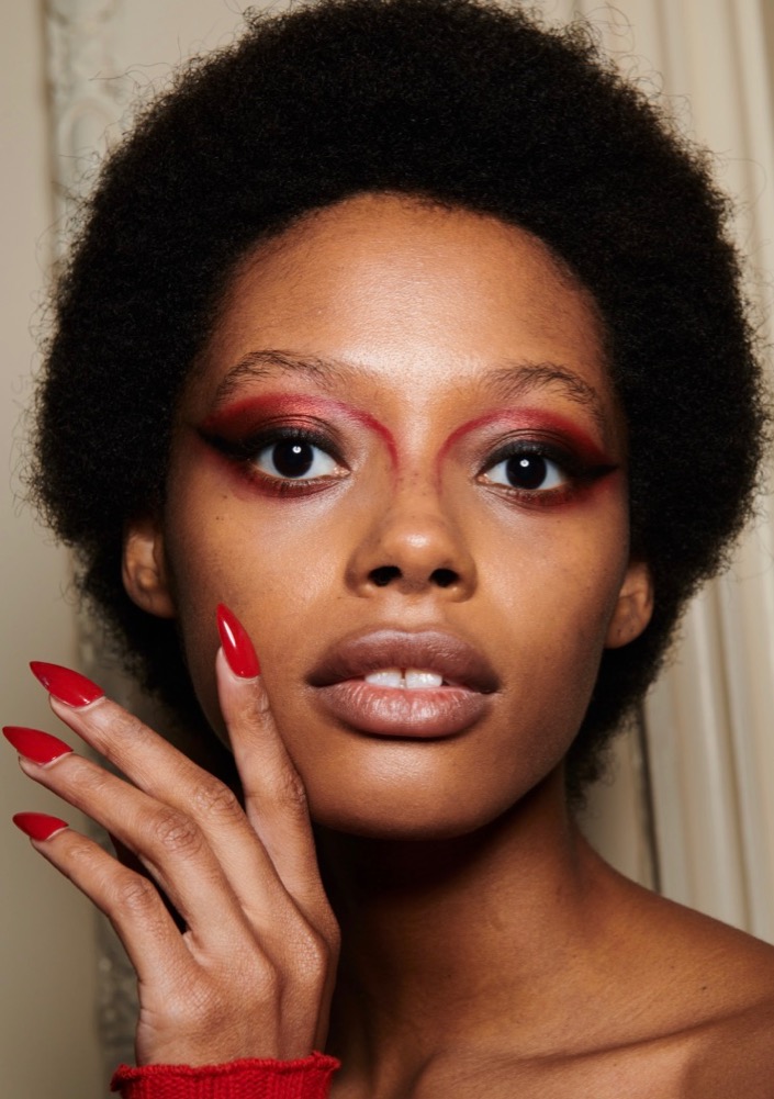 Shiny Red Nails at LaQuan Smith Fall 2022