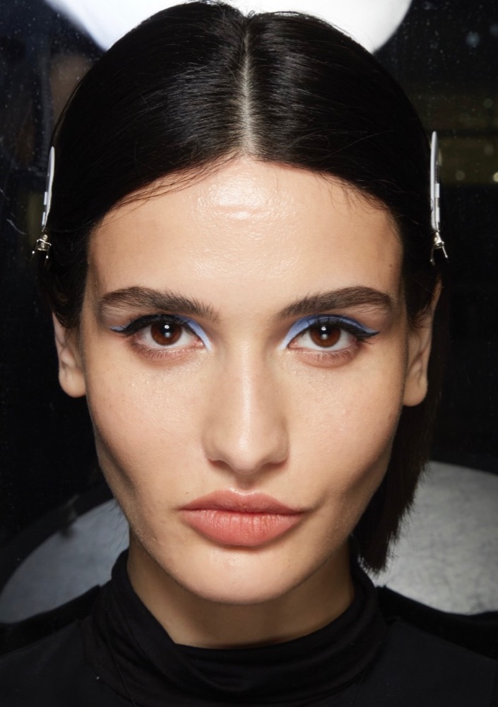 Cornflower Blue Eyeliner at Christian Siriano Fall 2022 