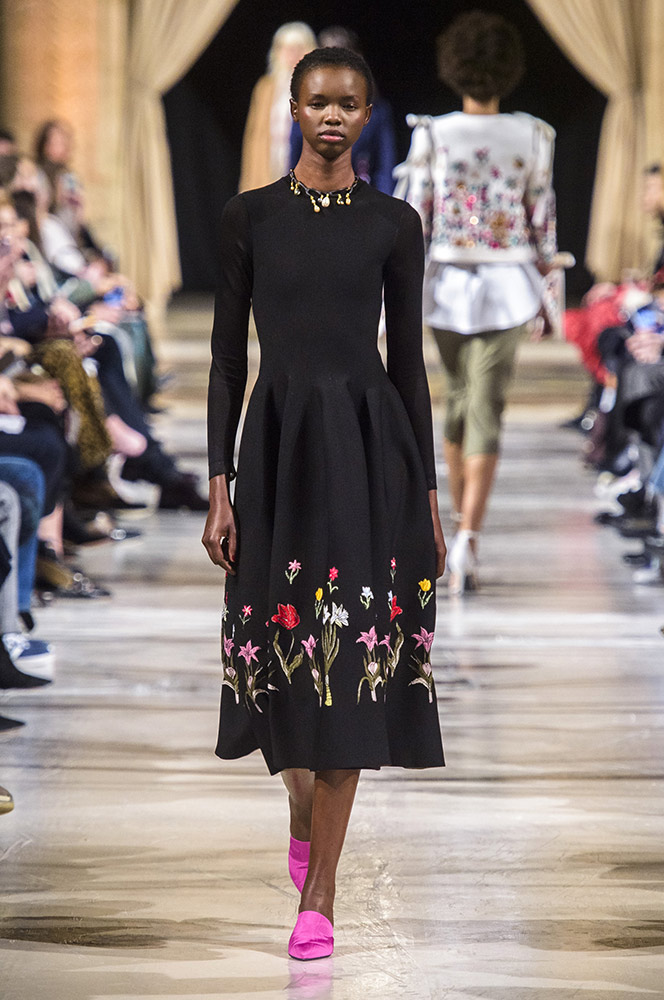 Oscar de la Renta Fall 2018 #19