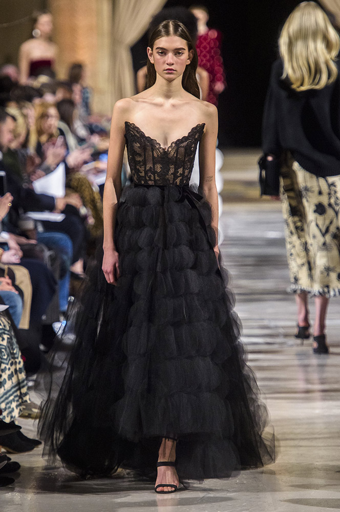 Oscar de la Renta Fall 2018 #39