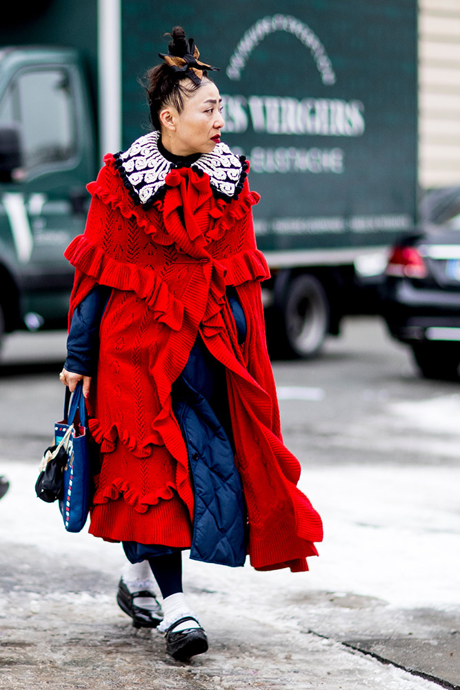 Paris Fashion Week Fall 2018 Street Style #46