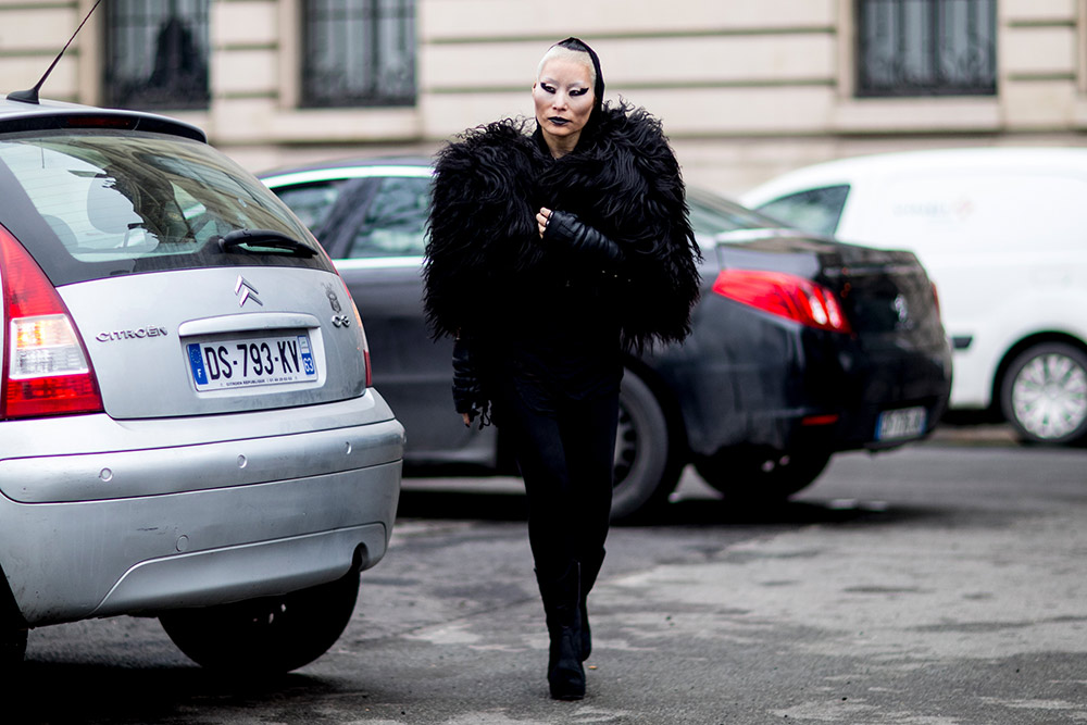 Paris Fashion Week Fall 2018 Street Style #47