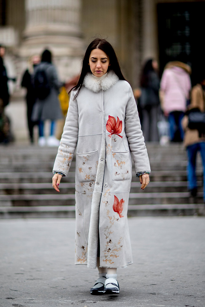 Paris Fashion Week Fall 2018 Street Style #51