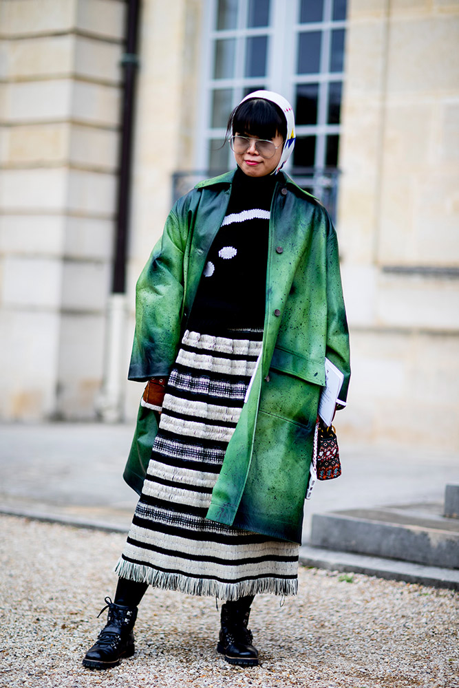 Paris Fashion Week Fall 2018 Street Style #87