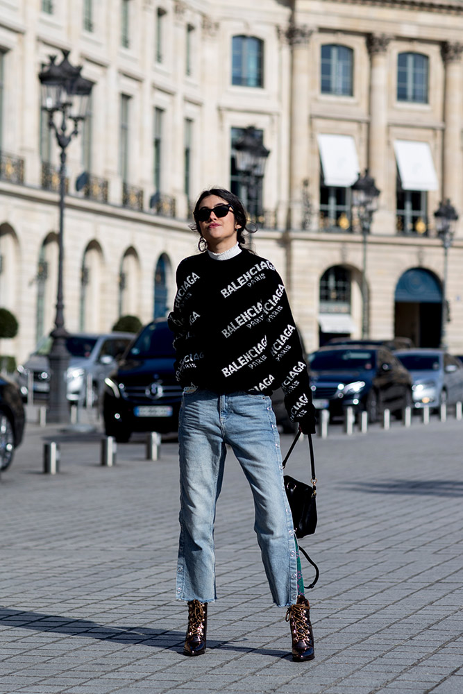 Paris Fashion Week Fall 2018 Street Style #81