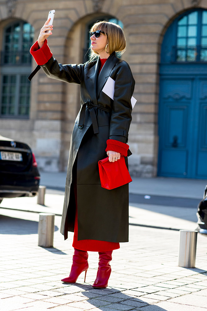 Paris Fashion Week Fall 2018 Street Style #83