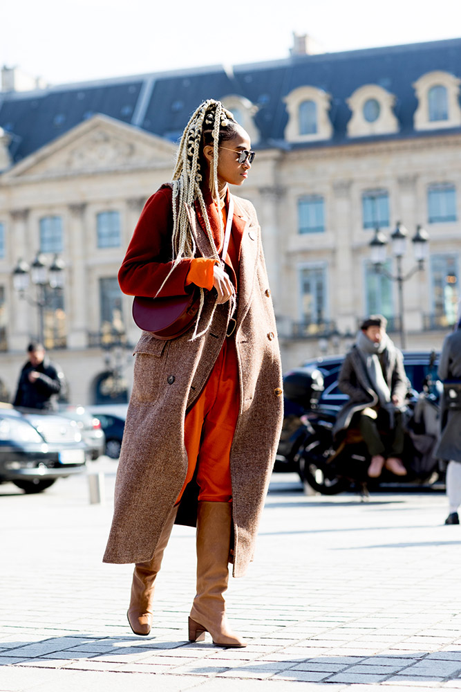 Paris Fashion Week Fall 2018 Street Style #84