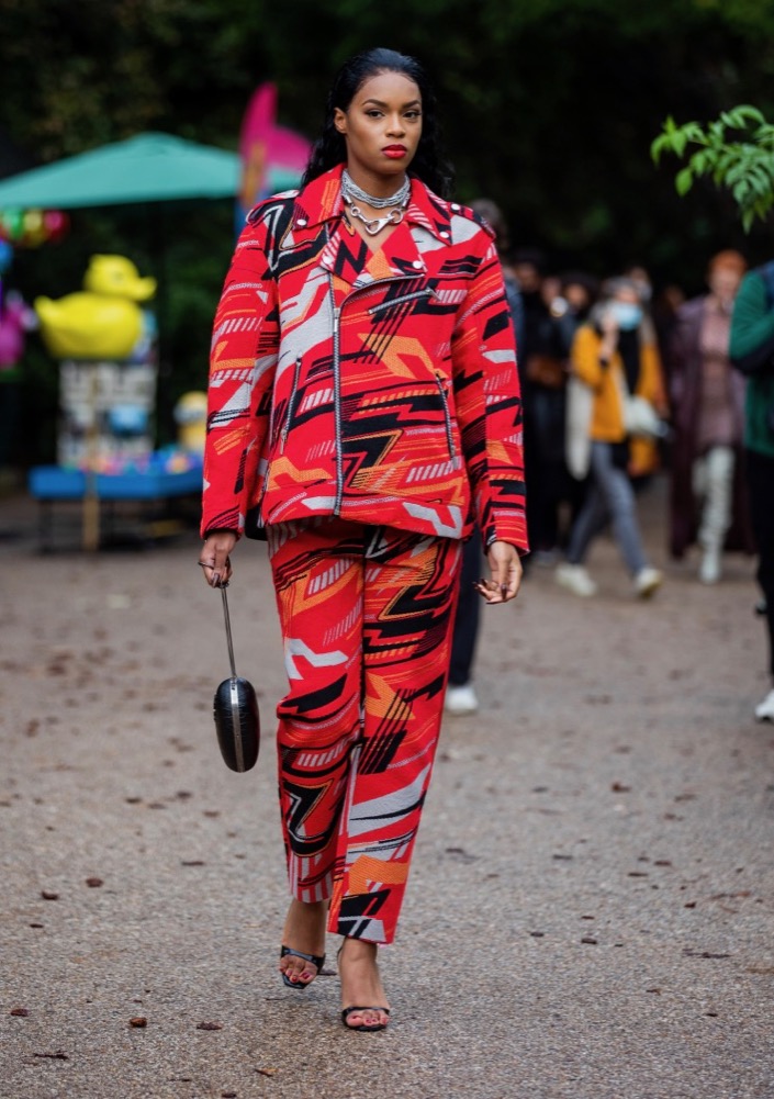 Paris Fashion Week Spring 2021 Street Style #24