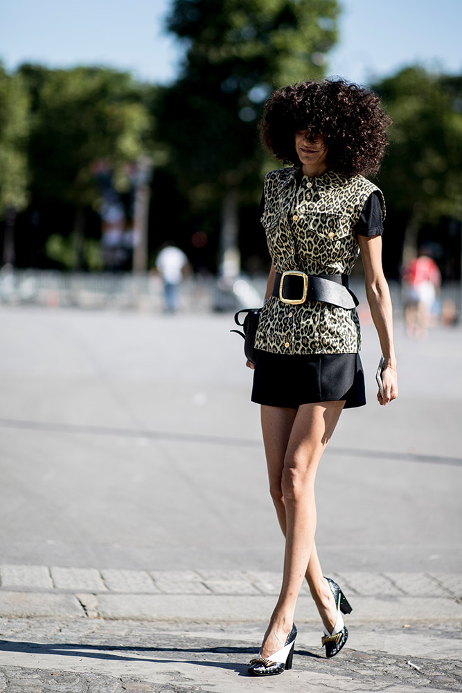 Paris Haute Couture Fall 2018 Street Style #32