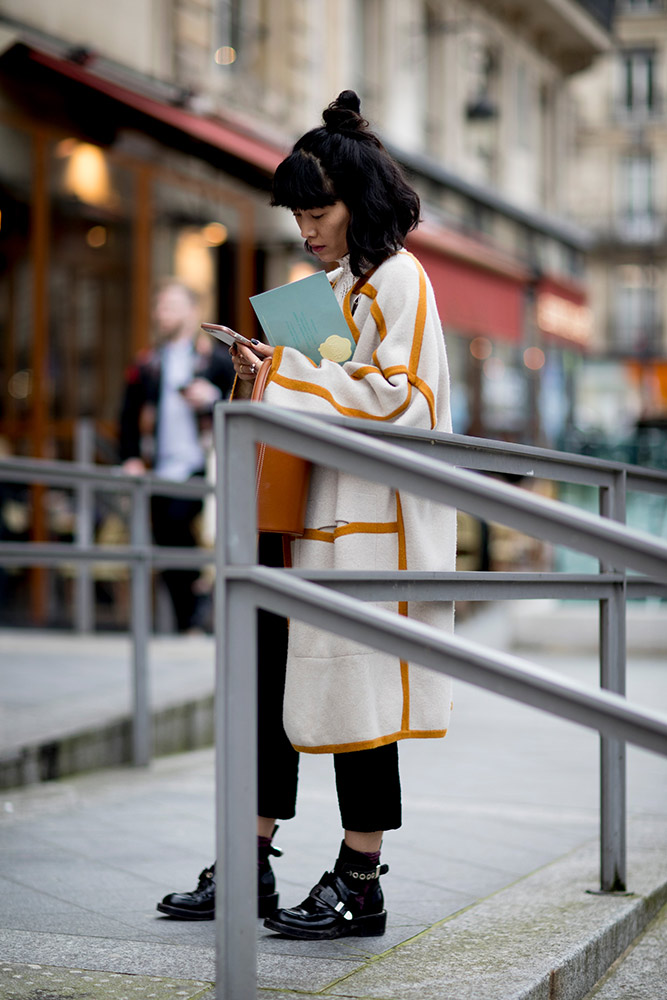 Paris Haute Couture Spring 2018 Street Style #43