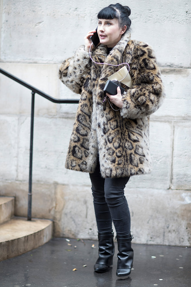 Paris Haute Couture Spring 2018 Street Style #24