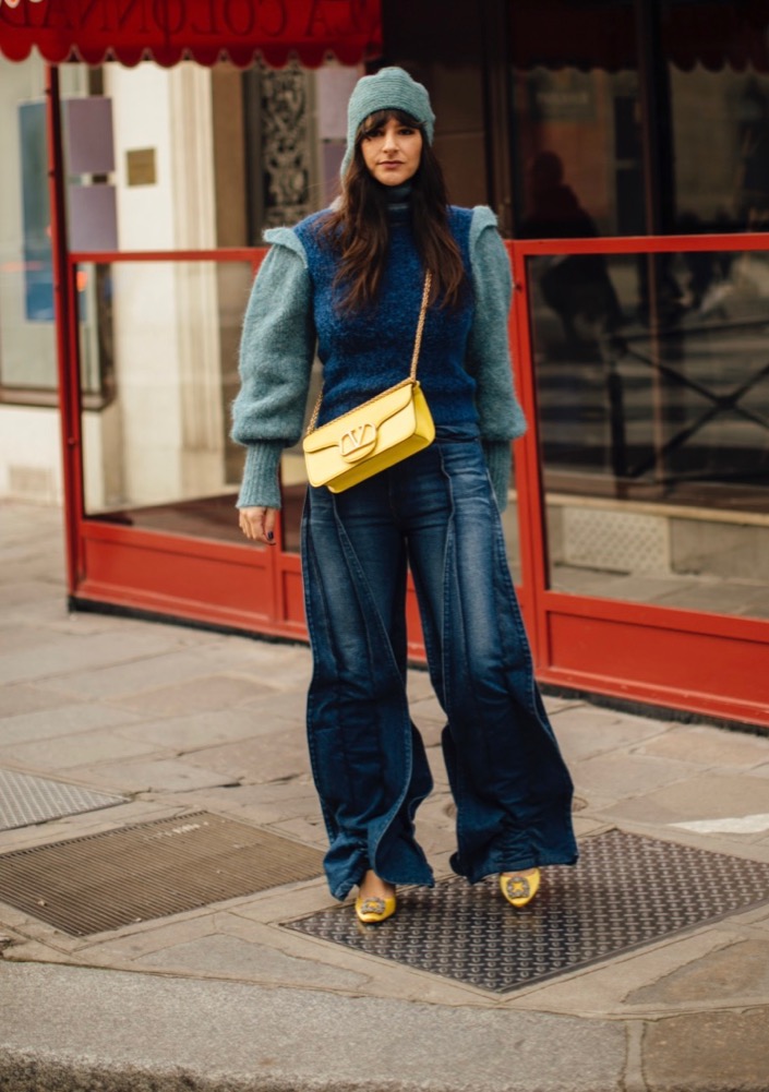 PFW Fall 2022 Street Style #106